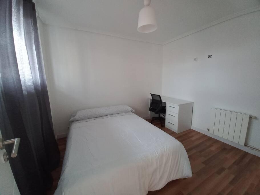 Apartamento En Santander Soleado Y Con Terraza. Bagian luar foto